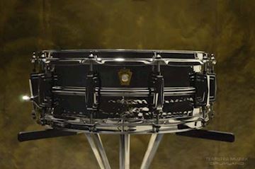 Ludwig - 5x14" chrome plated aluminium/ supra-phonic/ hammered shell,